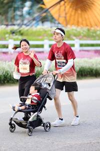 BIB: 
                            <button type="button" onclick="openModal(27854355)" class="btn btn-primary btn-sm float-right btn-popup" data-toggle="modal" data-target=".modal-high-quality">
                        <i class="fas fa-shopping-cart"></i> Add to Cart
                    </button>
                                            <button type="button" onclick="isThisMe(27854355, true)" class="btn btn-success btn-sm float-right btn-popup btn-isme hidden" data-toggle="tooltip" data-placement="bottom" title="นี่คือรูปของคุณใช่ไหม คลิกที่นี่เพื่อเอาเข้าอัลบั้ม">
                        <i class="fas fa-plus"></i> Add to album
                    </button>
                    <button type="button" onclick="isThisMe(27854355, false)" class="btn btn-warning btn-sm float-right btn-popup btn-isnotme hidden">
                        <i class="fas fa-ban"></i> Remove from album
                    </button>